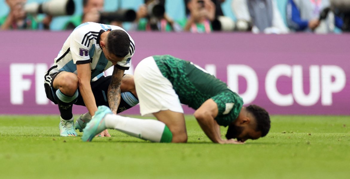 “من أكبر الصدمات في تاريخ كأس العالم”.. “فيفا” يعلق على الفوز التاريخي للمنتخب السعودي على الأرجنتين