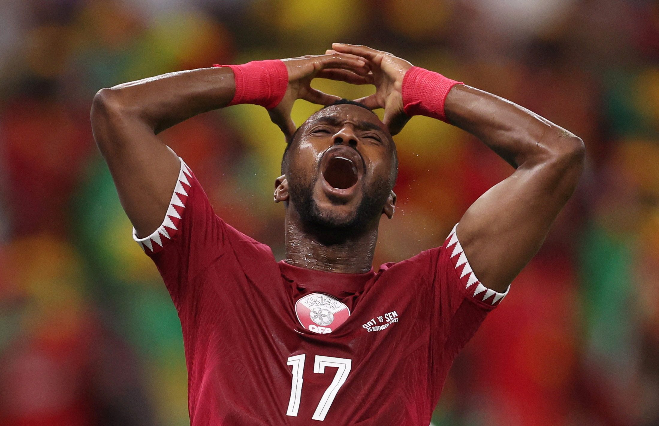 فرص تأهل منتخب قطر