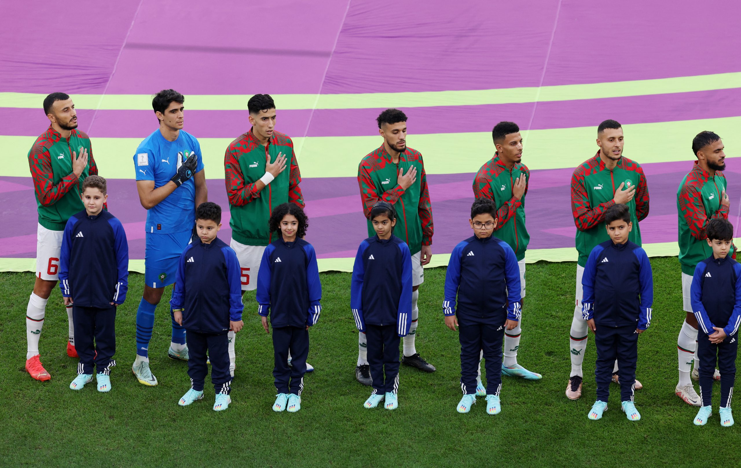 سبب ياسين بونو من مباراة المغرب وبلجيكا؟