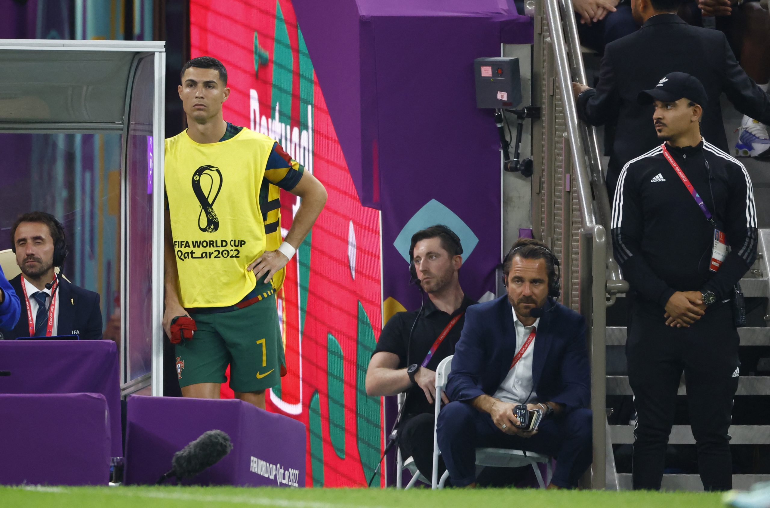 رونالدو مع منتخب البرتغال (رويترز)