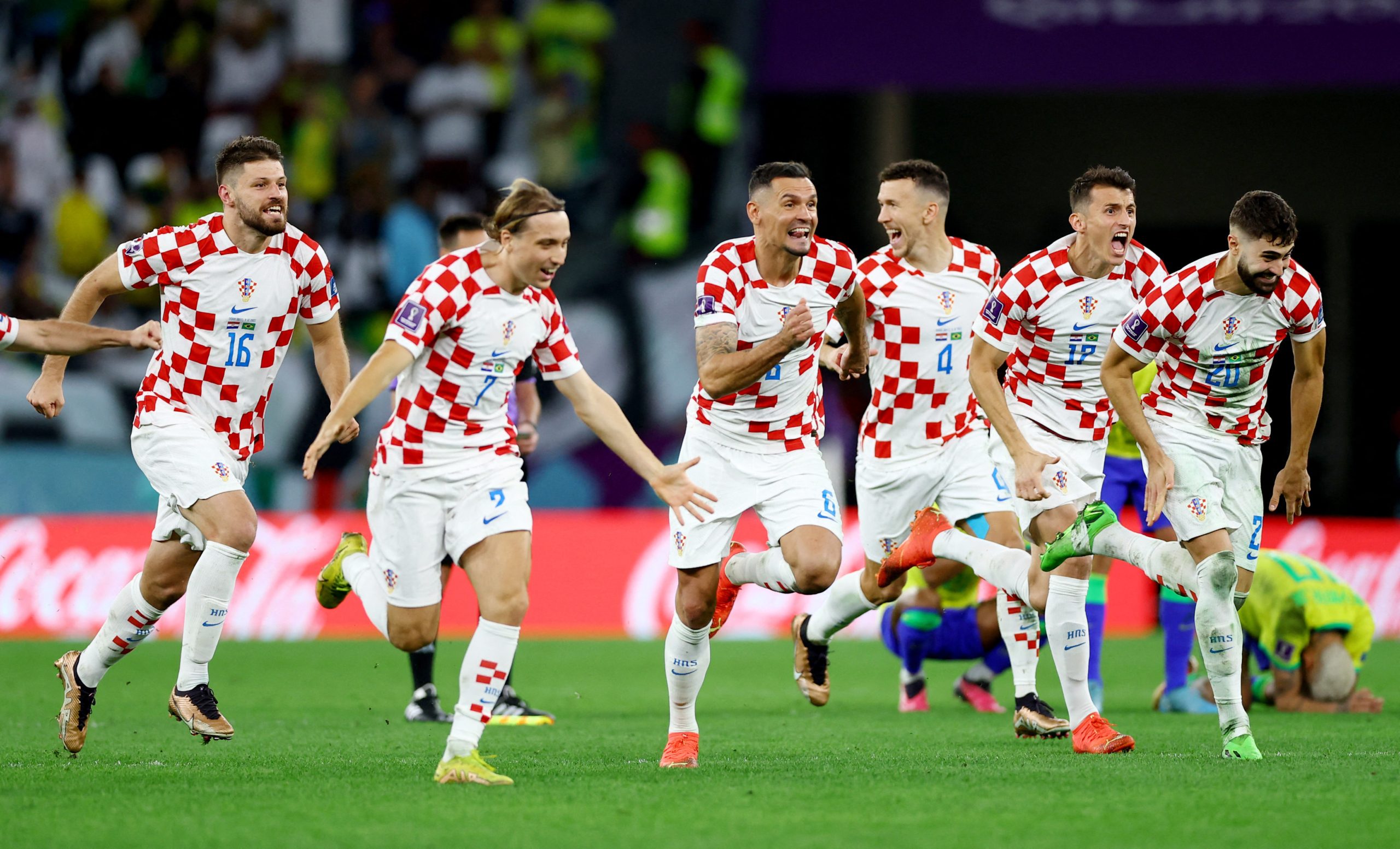 أسماء لاعبي منتخب كرواتيا تنتهي معظمها بحروف "يتش" (رويترز)