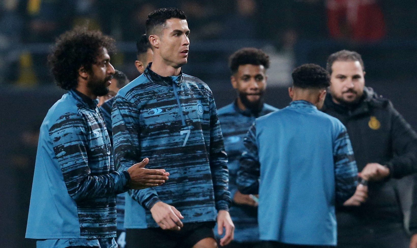فيديو محرج لحارس النصر وليد عبد الله قبل تقديم رونالدو (رويترز)