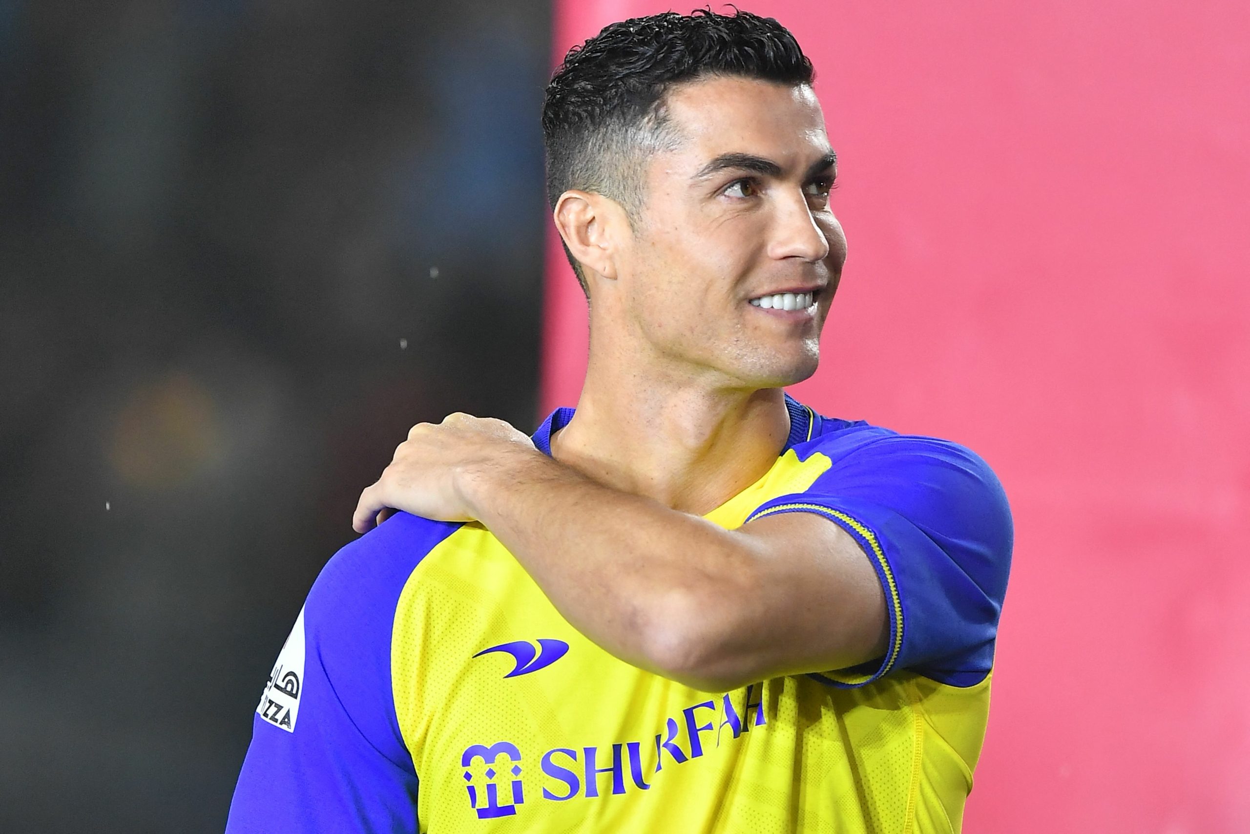 تركي آل الشيخ يمنح رونالدو شارة قيادة نجوم الهلال والنصر - gettyimages