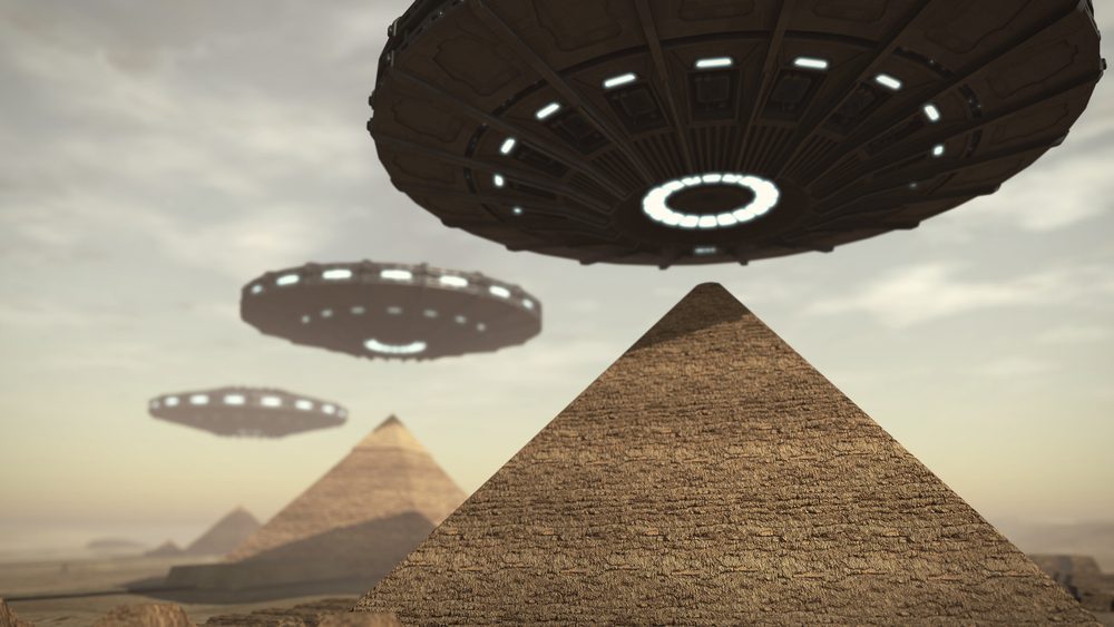 بناء الأهرامات
