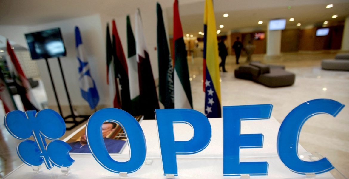 “فايننشيال تايمز”: منظمة “أوبك+” تمنع وسائل إعلام أجنبية من تغطية اجتماع بحضور روسيا لهذا السبب