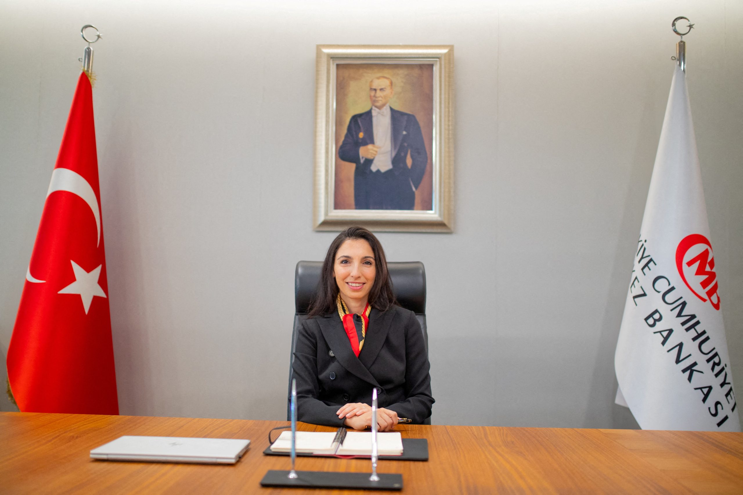 “تعيينات عظيمة”.. من هم نواب رئيسة البنك المركزي التركي الجدد، وكيف تفاعل الخبراء والأسواق؟