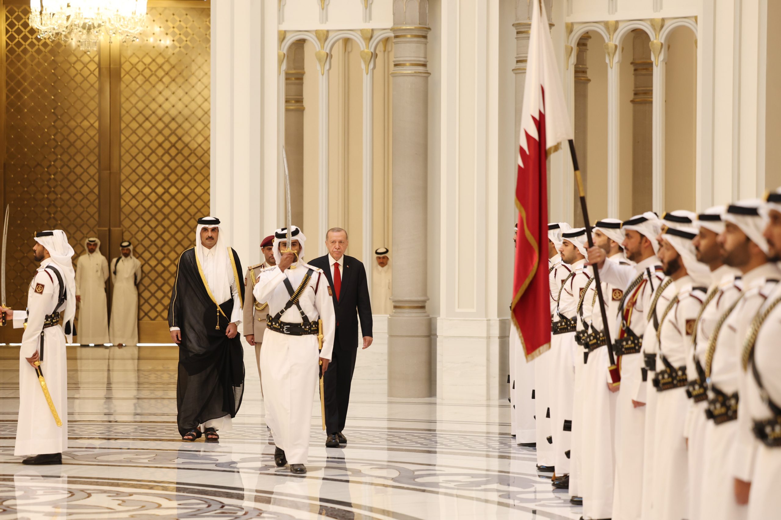 الإعلام القطري يشيد بـ”الشراكة الاستراتيجية” بين الدوحة وأنقرة.. وصف العلاقات بينهما بـ”الأخوية”