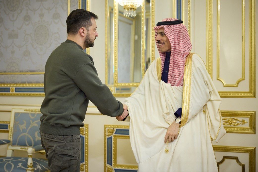 السعودية تستضيف محادثات سلام تتعلق بأوكرانيا.. “وول ستريت”: ستضم مسؤولين من كييف و30 دولة