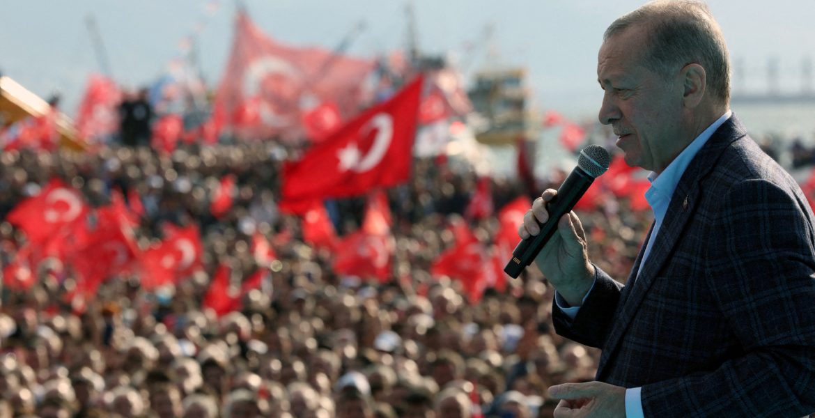 “لن نكتفي بالإدانة فقط”! أردوغان في تجمُّع ضخم لدعم غزة: إسرائيل مجرمة حرب وتركيا ليست مدينة لها