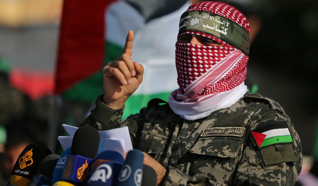 القسام تعلن مجدداً تدمير دبابات وآليات للاحتلال بغزة.. وحماس تدعو العرب لاتخاذ قرارات حاسمة عشية القمة