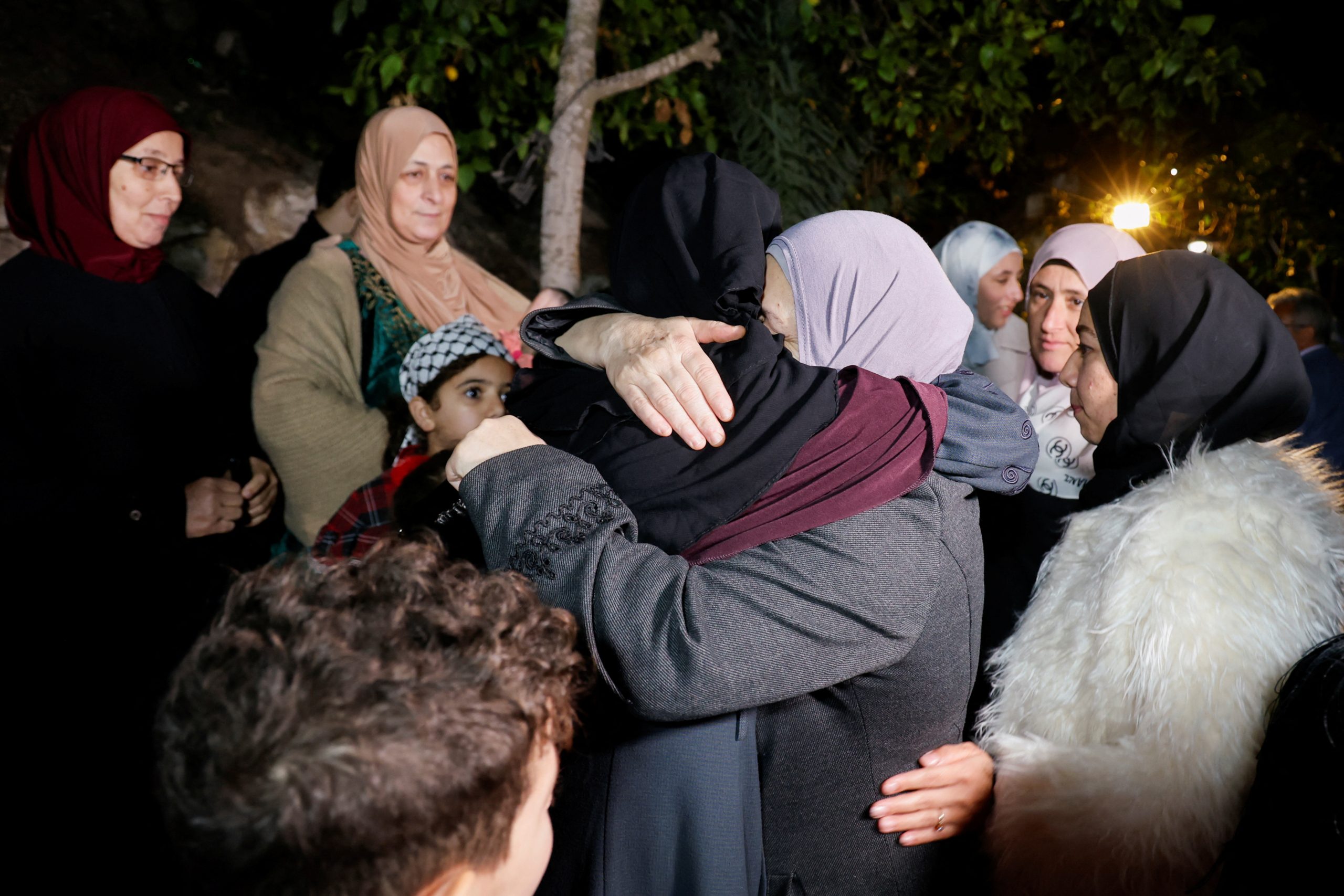 الدفعة الأولى من الأسرى