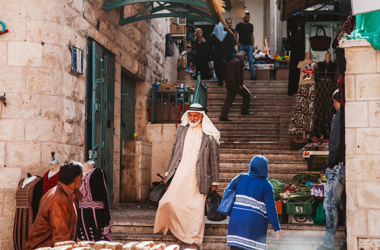 من حنين الوطن إلى شوق الحرية.. فلسطين في الرواية العراقية