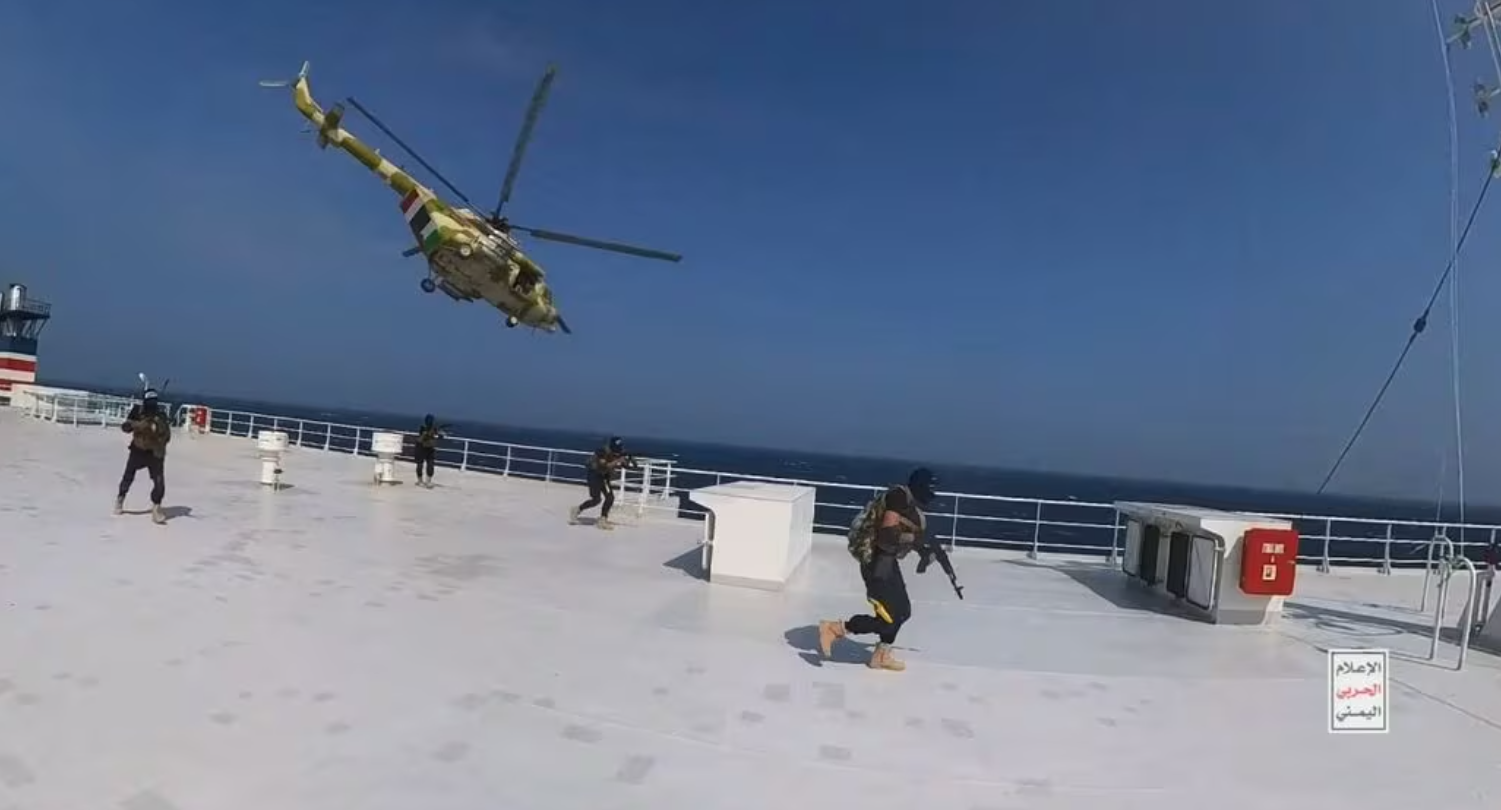 أحرجت أمريكا.. لماذا غابت الدول العربية عن القوة البحرية الدولية المناهضة للحوثيين؟