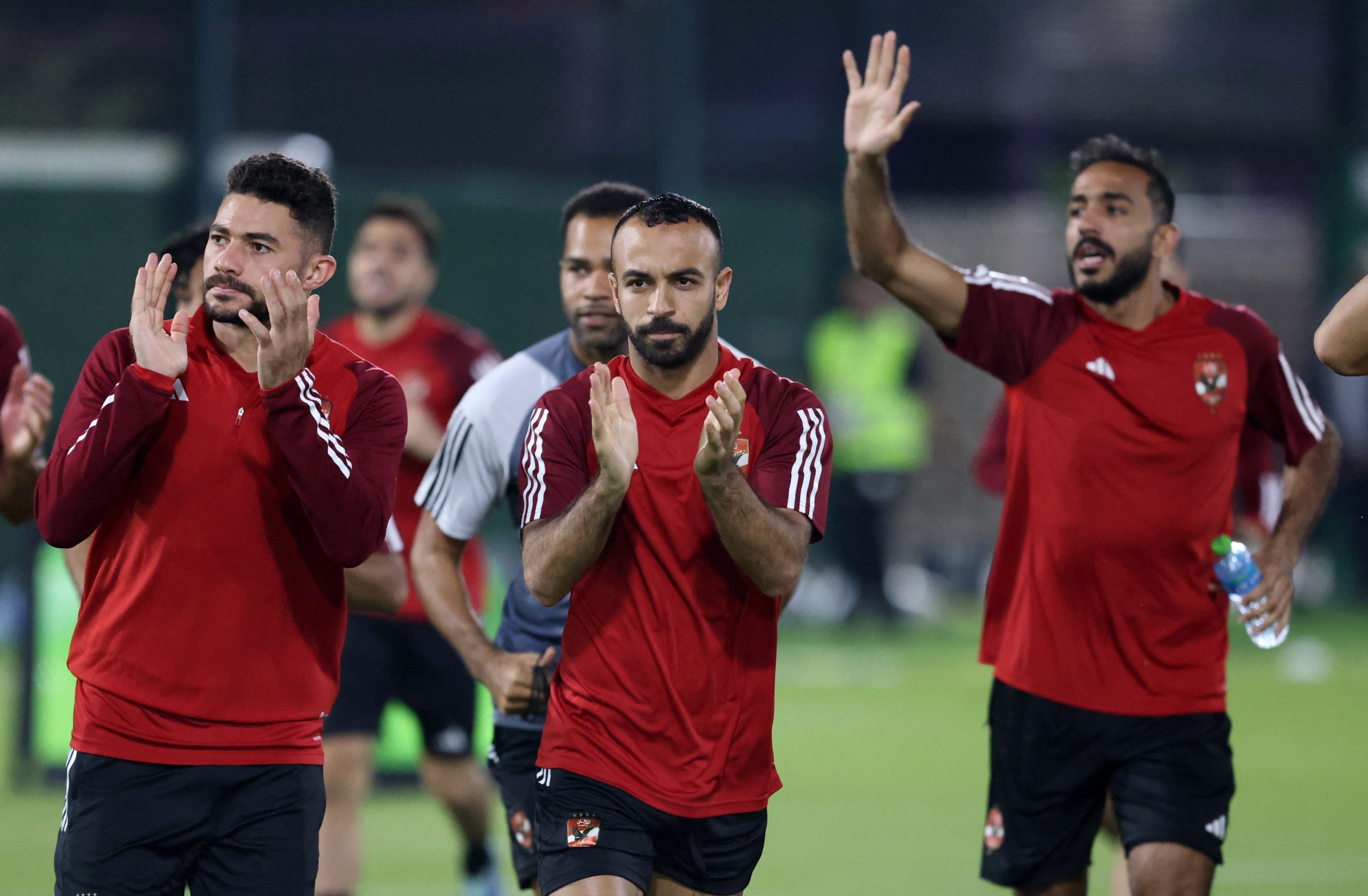 فيفا يحظر قميص "شهداء بورسعيد".. طالب الأهلي المصري بعدم ارتدائه وإلا سيوقع عليه عقوبات - رويترز
