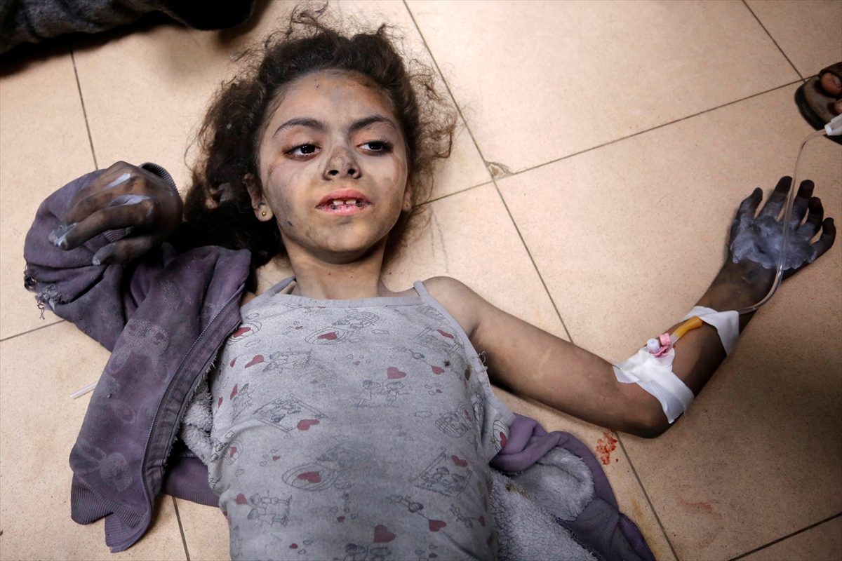 أطفال غزة في أخطر مكان بالعالم.. منظمات تحذّر: الوفيات بسبب الجوع والمرض قد تفوق الناتجة عن القنابل