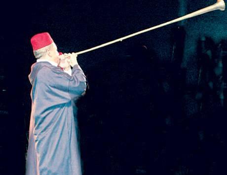 النفار أو "المسحراتي