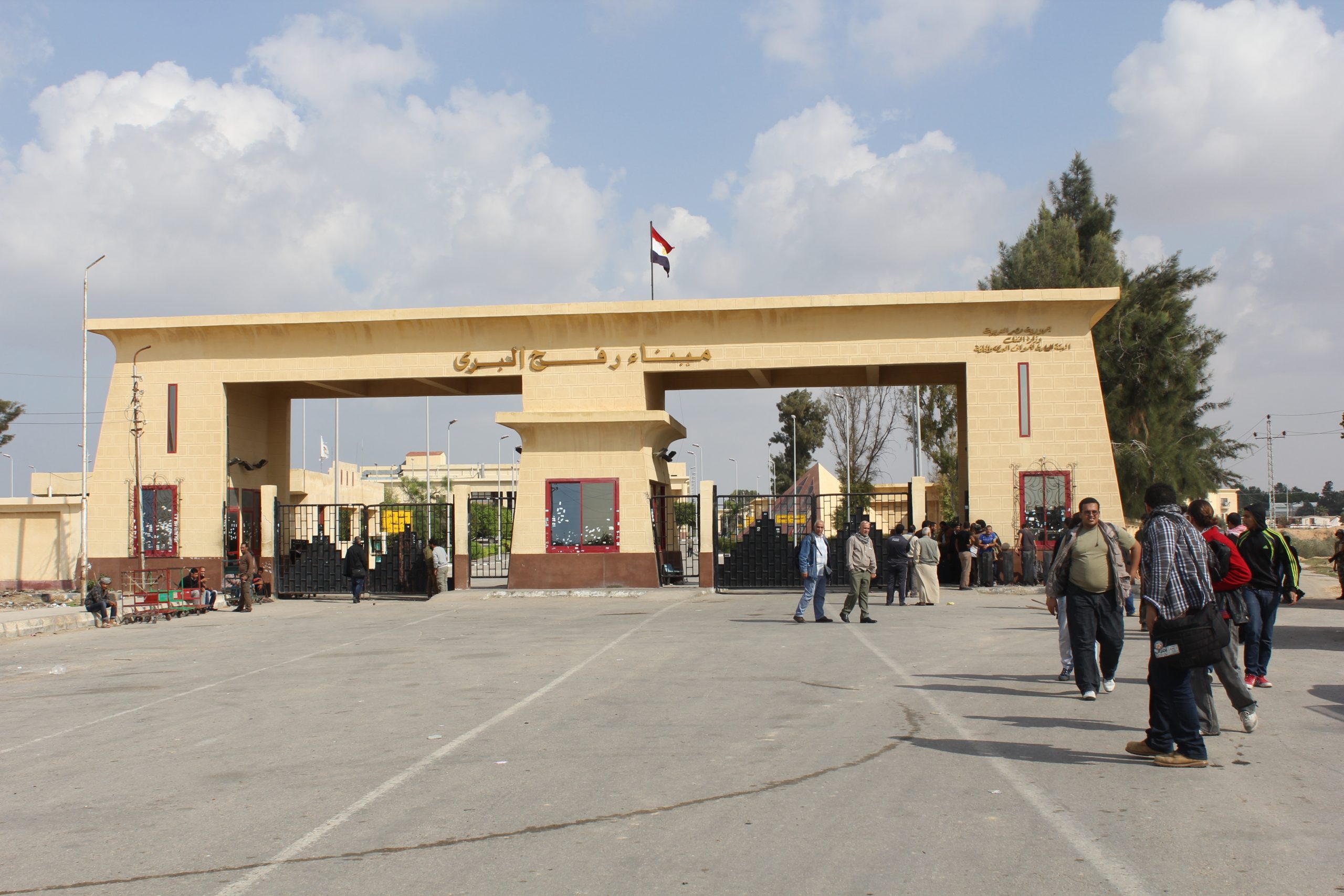 المخابرات البريطانية حاولت تجنيد مواطن لها بغزة مقابل إجلائه مدينة رفح المصرية