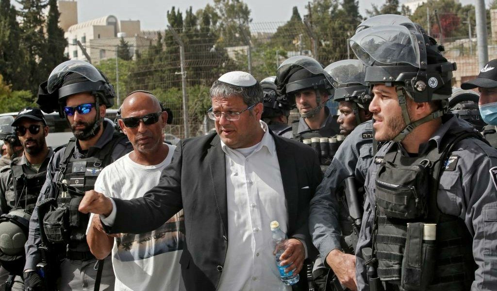 عقوبة الإعدام على الأسرى